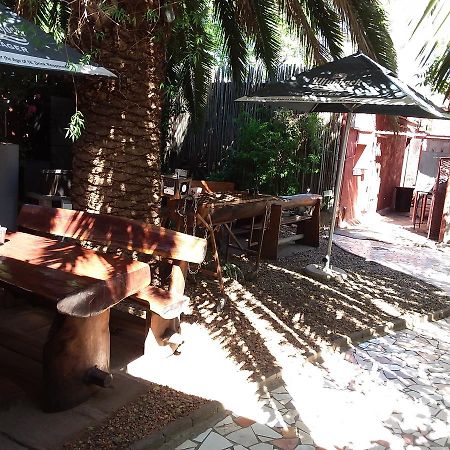 Larona Inn Mafikeng Εξωτερικό φωτογραφία